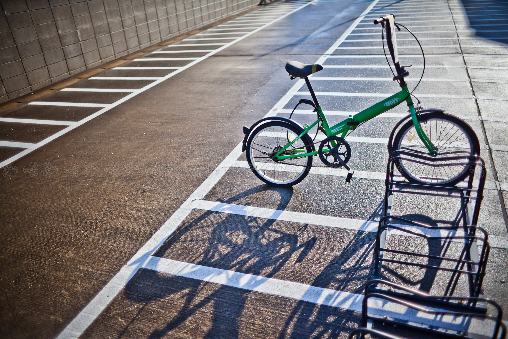 SMTの折り畳み自転車